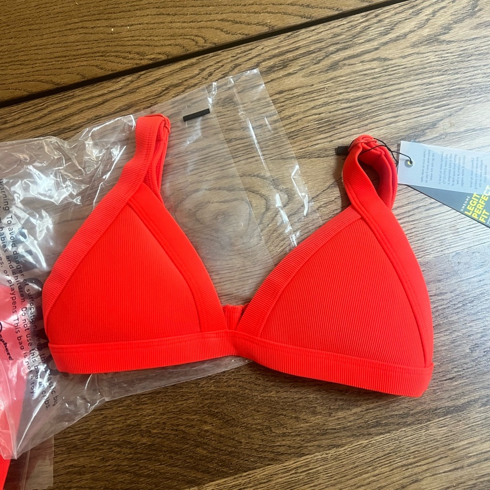 Vibrant Red Bikini Set - image 6